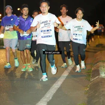 Runner Photo 7628102