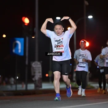 Runner Photo 7628123