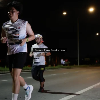 Runner Photo 7628129