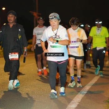 Runner Photo 7628137