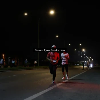 Runner Photo 7628143