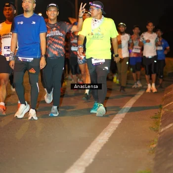 Runner Photo 7628168