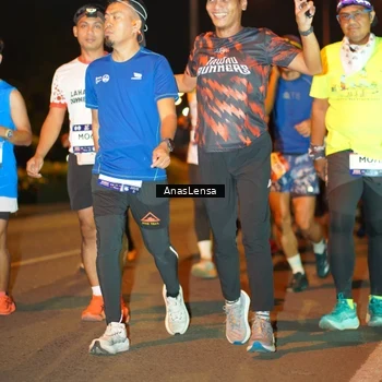 Runner Photo 7628170