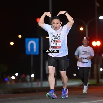 Runner Photo 7628174
