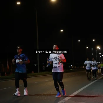 Runner Photo 7628243