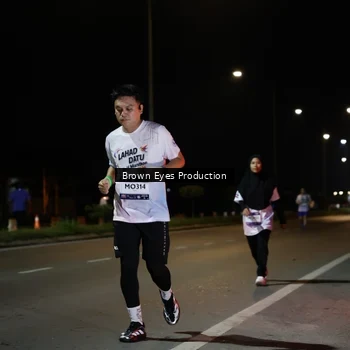 Runner Photo 7628282