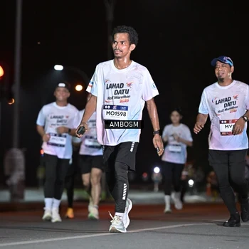 Runner Photo 7628297