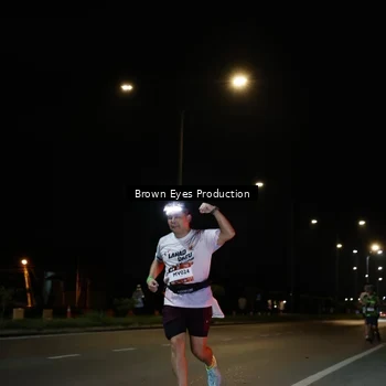 Runner Photo 7628310