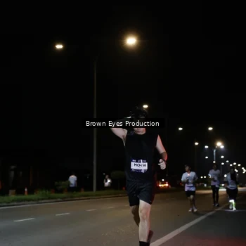 Runner Photo 7628324