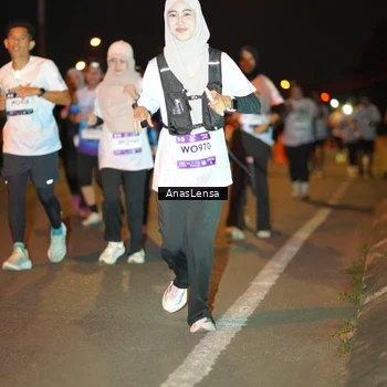 Runner Photo 7628359