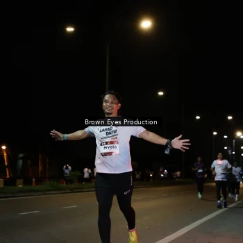Runner Photo 7628371