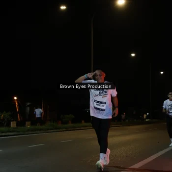 Runner Photo 7628381