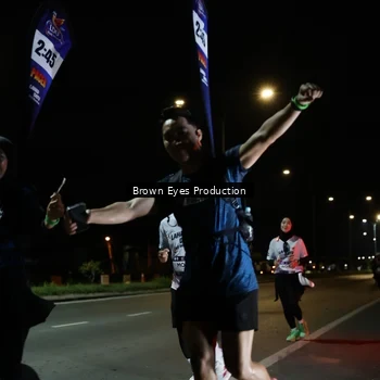 Runner Photo 7628389