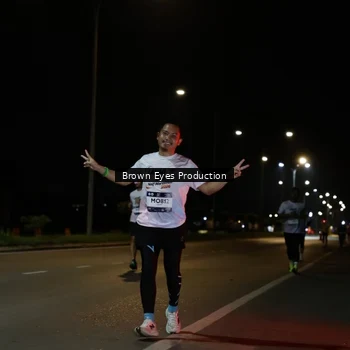 Runner Photo 7628416