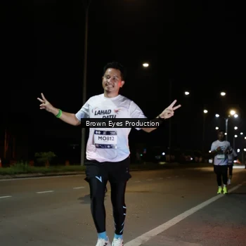 Runner Photo 7628419
