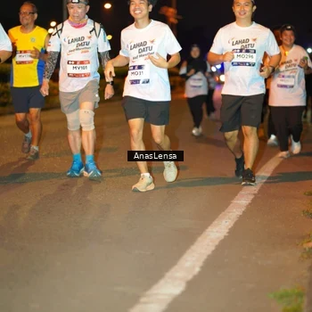 Runner Photo 7628422