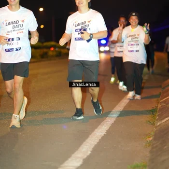 Runner Photo 7628429