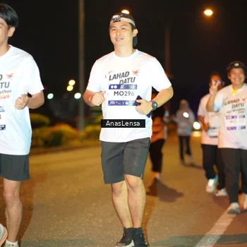 Runner Photo 7628436