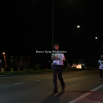 Runner Photo 7628464