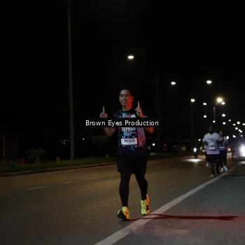 Runner Photo 7628476
