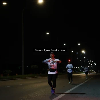 Runner Photo 7628529