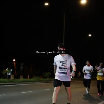 Runner Photo 7628563