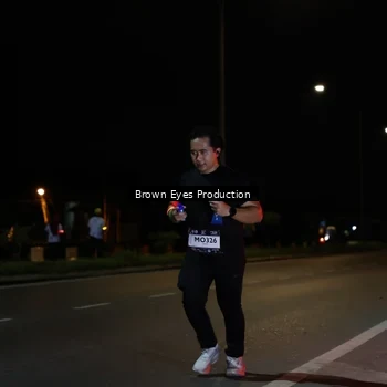 Runner Photo 7628573