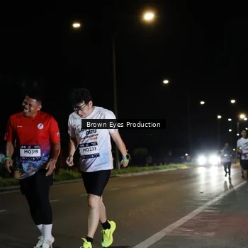 Runner Photo 7628584