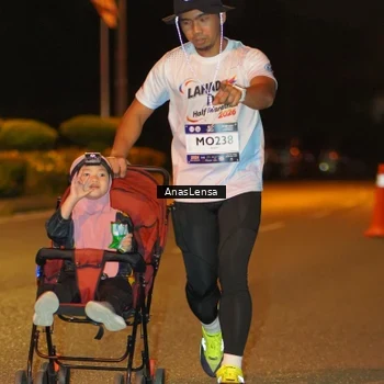 Runner Photo 7628602