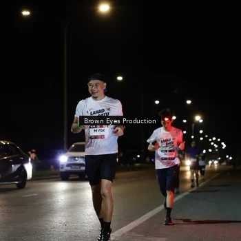 Runner Photo 7628610