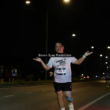 Runner Photo 7628613