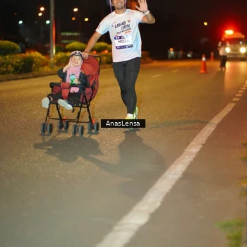 Runner Photo 7628635