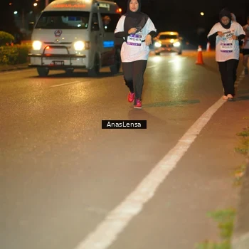 Runner Photo 7628646