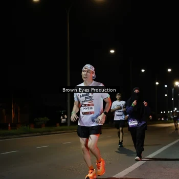 Runner Photo 7628651