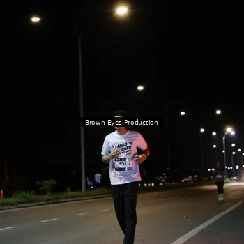 Runner Photo 7628660