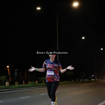 Runner Photo 7628675