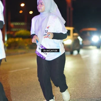Runner Photo 7628677