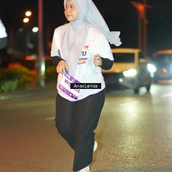 Runner Photo 7628680