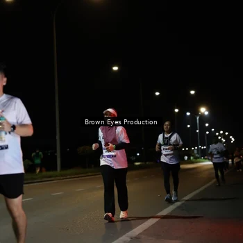 Runner Photo 7628691