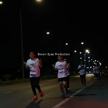 Runner Photo 7628692