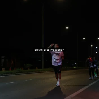 Runner Photo 7628702