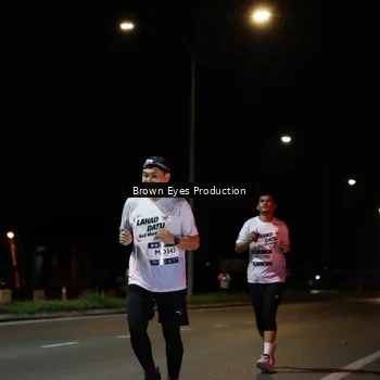 Runner Photo 7628723