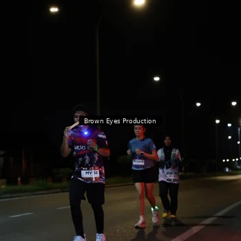 Runner Photo 7628734