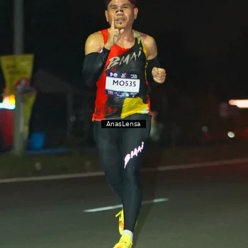 Runner Photo 7628749
