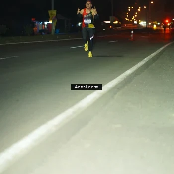 Runner Photo 7628750