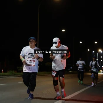 Runner Photo 7628753