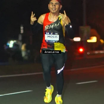 Runner Photo 7628756