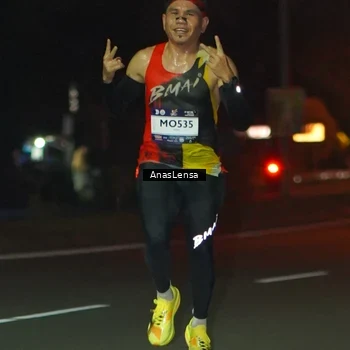 Runner Photo 7628759