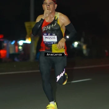 Runner Photo 7628763