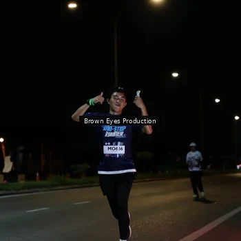 Runner Photo 7628770